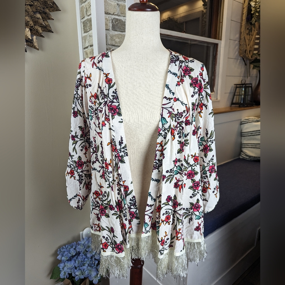Nowadays Western Festival 3/4 Sleeve Floral Cardigan with Fringe Hem Size L